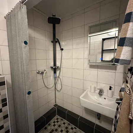 Suedhoehen - Fuer Geschaefts- Privatreisen Mit Naher Autobahnanbindung Duesseldorf & Koeln