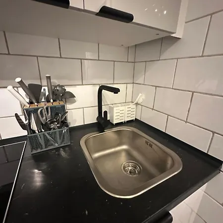 Apartament Suedhoehen - Fuer Geschaefts- Privatreisen Mit Naher Autobahnanbindung Duesseldorf & Koeln