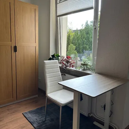 Suedhoehen - Fuer Geschaefts- Privatreisen Mit Naher Autobahnanbindung Duesseldorf & Koeln * וופרטל