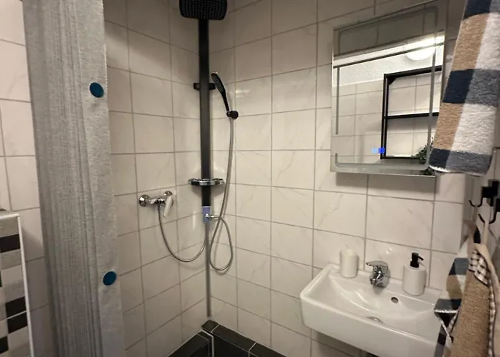 Suedhoehen - Fuer Geschaefts- Privatreisen Mit Naher Autobahnanbindung Duesseldorf & Koeln