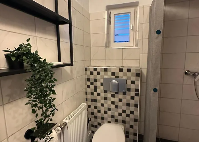 Suedhoehen - Fuer Geschaefts- Privatreisen Mit Naher Autobahnanbindung Duesseldorf & Koeln 公寓 伍珀塔尔