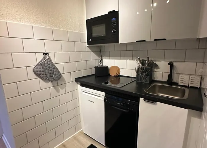 Suedhoehen - Fuer Geschaefts- Privatreisen Mit Naher Autobahnanbindung Duesseldorf & Koeln